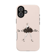 画像をギャラリービューアに読み込む, スマホケース MagSafe Phone Case「La Vie Est Belle」
